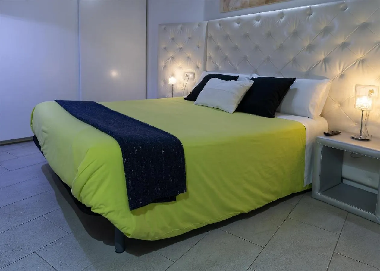 Apartaments Y Habitacions Entre Volcans Olot Apartment