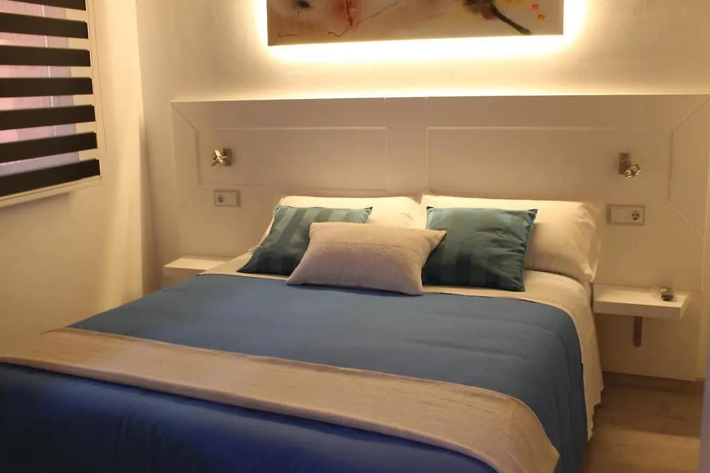 Apartaments Y Habitacions Entre Volcans Olot 0*,