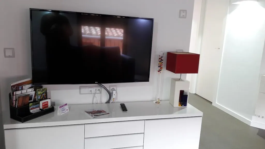Apartaments Y Habitacions Entre Volcans Olot