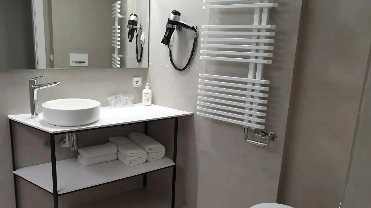 Apartaments Y Habitacions Entre Volcans Olot Apartment