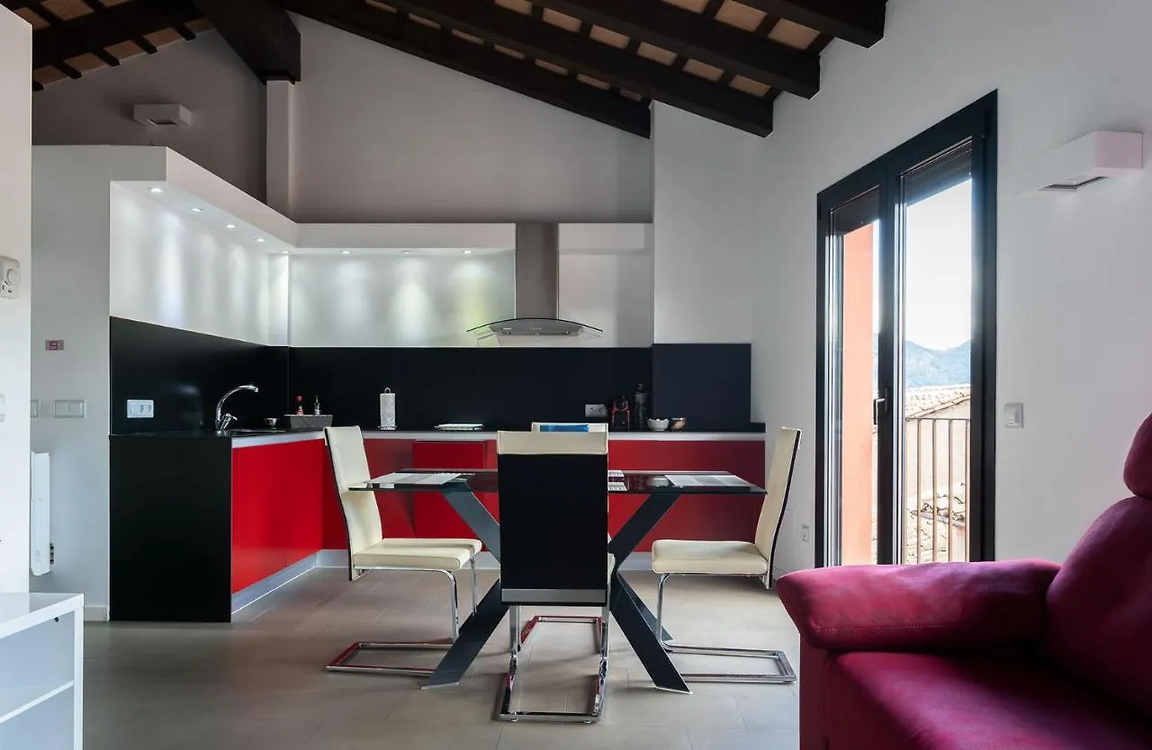 Apartaments Y Habitacions Entre Volcans Olot 0*,  Spain