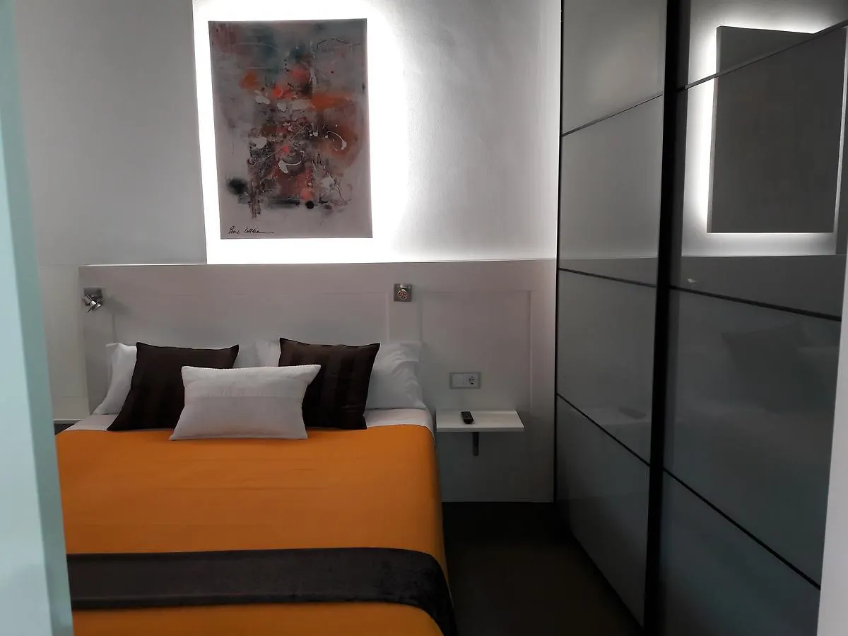Apartaments Y Habitacions Entre Volcans Olot Apartment